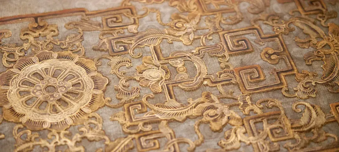 宁寿宫符望阁俯瞰图  漆纱拆解前故宫乾隆花园符望阁一层明间南向宝座