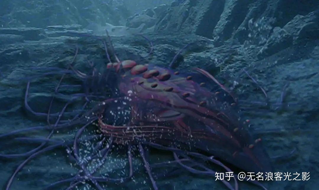 第4名:水栖生命体斯修姆介绍:索菲亚球体附着在人造奥特曼身上形成的