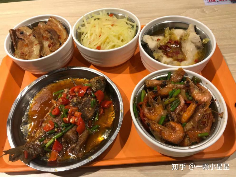 淮海工学院食堂图片