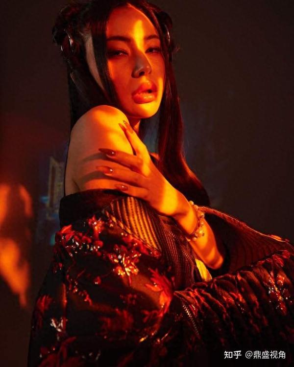 双馨女演员,蕾·莉尔·布莱克(Rae Lil Black),详细介绍加多图赏析 知乎