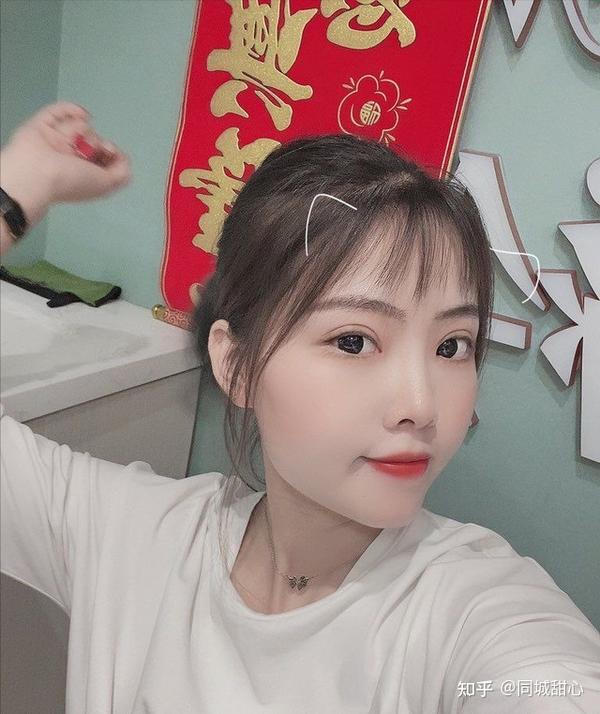 直播间背后的真实与虚幻