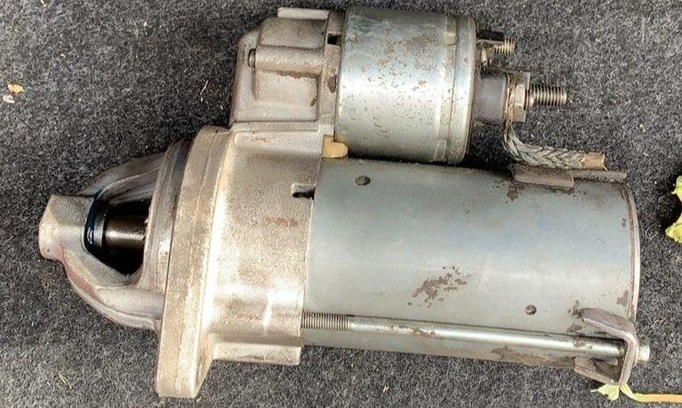 奔驰b200起动机m266起动马达