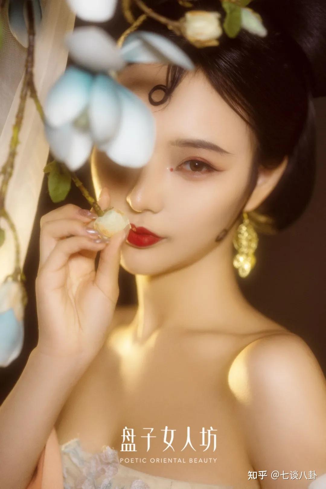 盘子女人坊古装写真客片看一眼就无法忘怀的人间妖孽