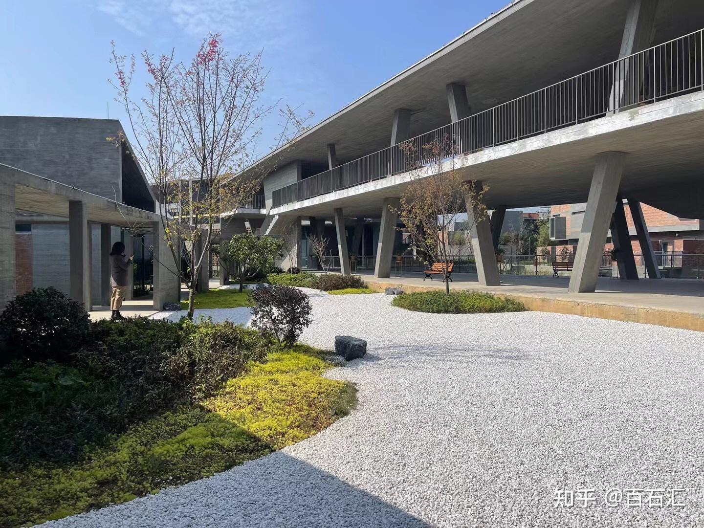 黑山石搭配小砾石酒店案例 - 知乎