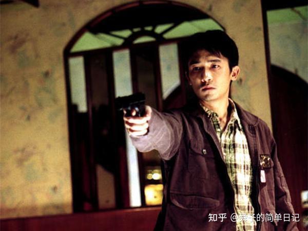 豆瓣评分8.3,一部电影两个最佳男主角提名,这部《暗花》你得看看