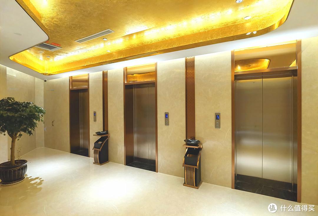 41566,电梯走廊