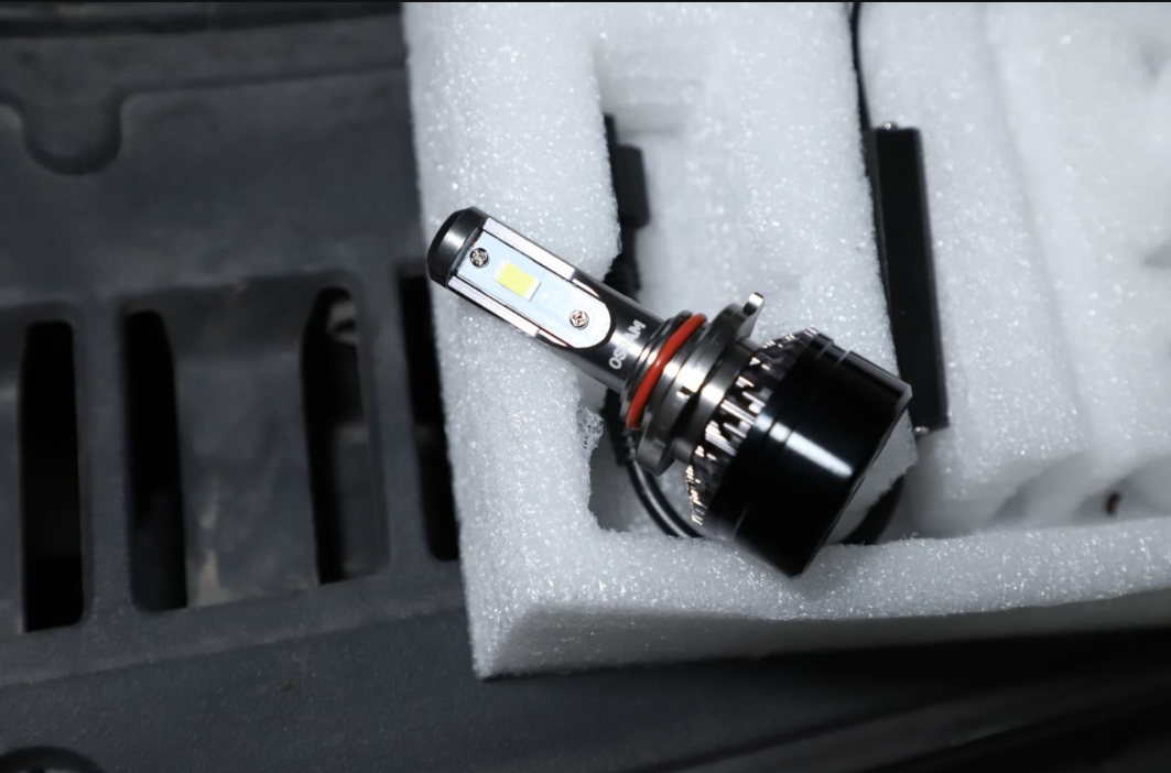 给我一双电眼吧欧司朗迅亮者led车灯装车体验