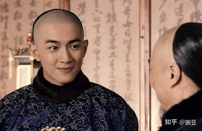 曾被徐克看中的当红小生,现蹭苏翊鸣热度被全网吐槽,林更新把一手好牌打烂!-苏翊鸣多大了用英语怎么说