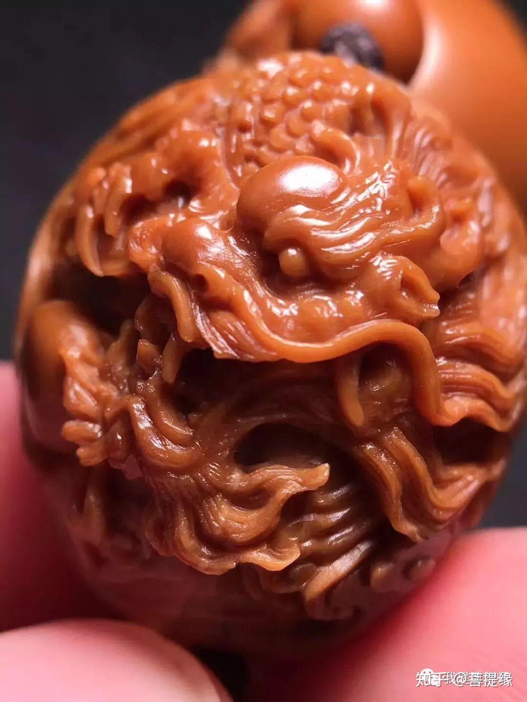 我是雕刻师苏工名家冯伟大师本工四象八卦核雕手串