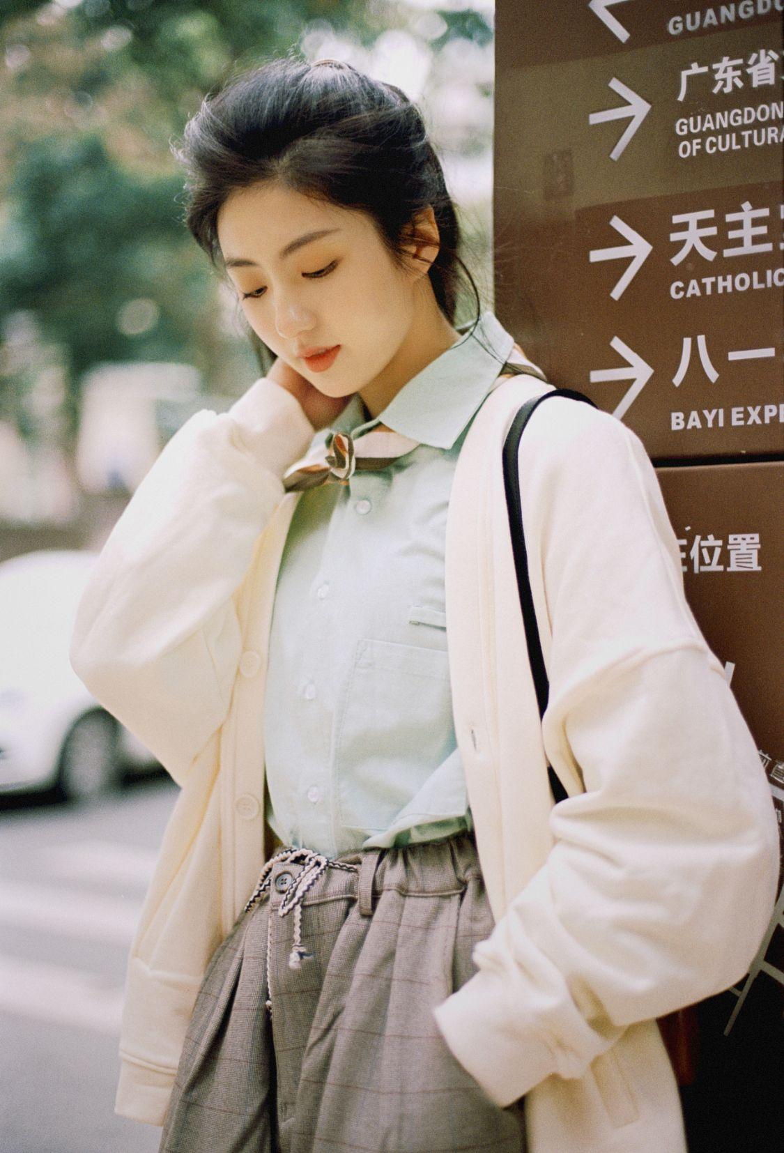 城市女孩的休闲时刻 摄影师