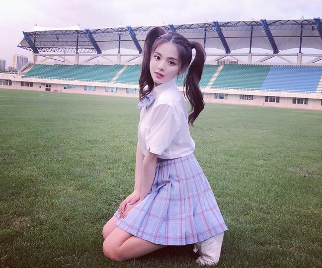 为什么叫杨超越妹妹 v2-5e974518994ea31ed26c58f098677cbb_1200x500.jpg