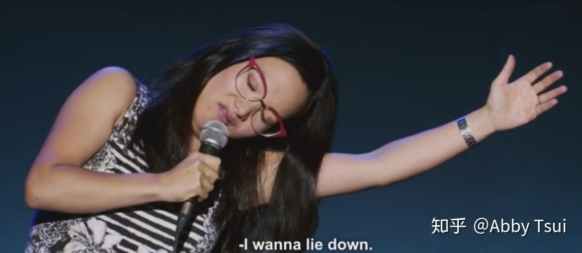 带球开车讲段子的亚裔孕妇aliwong告诉你当妈的不需要完美人设