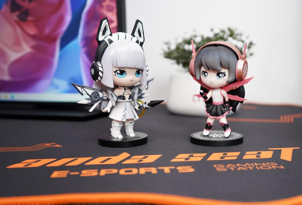 两个我很喜欢的手办……▲影驰定制的星曜姬▲索泰定制的天启姬总结