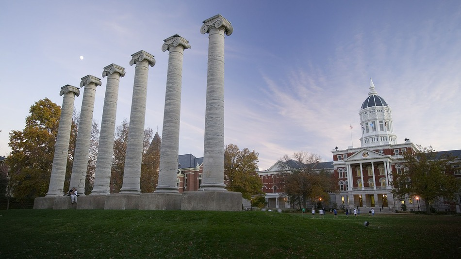 美国密苏里大学系统宣布延长testoptional政策