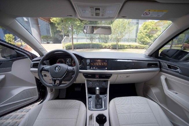 我的女神殿下要买朗逸plus她想成为阳光般明媚的女子