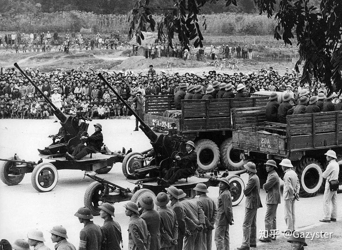 1969年越南战争:美国许多城市发生大规模反战示威.