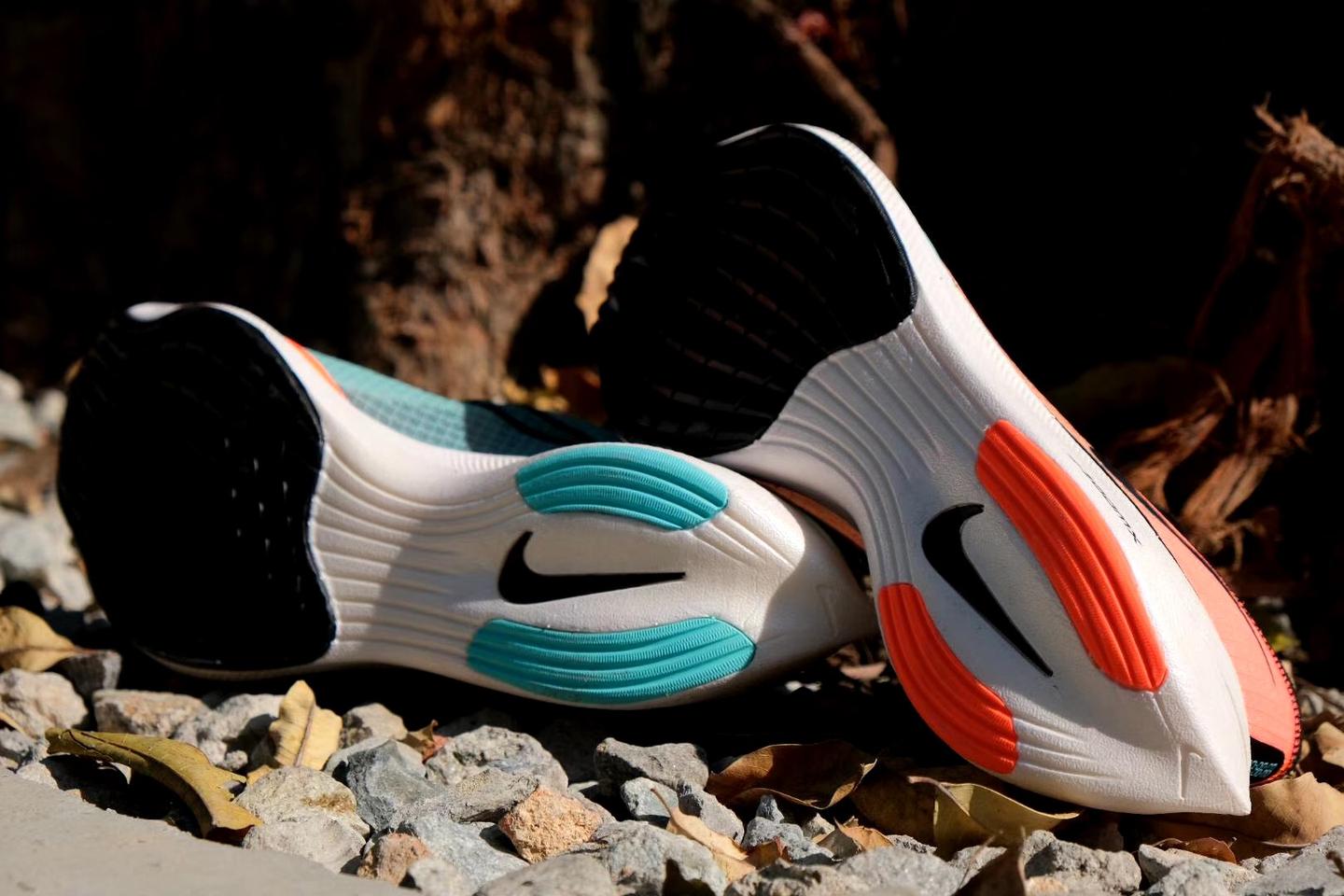 NIKE - NIKE ZOOMX VAPORFLY NEXT% 箱根限定モデル NIKE ZOOMX VAPORFLY NEXT% 27cmナイキ箱根駅伝 - メルカリ
