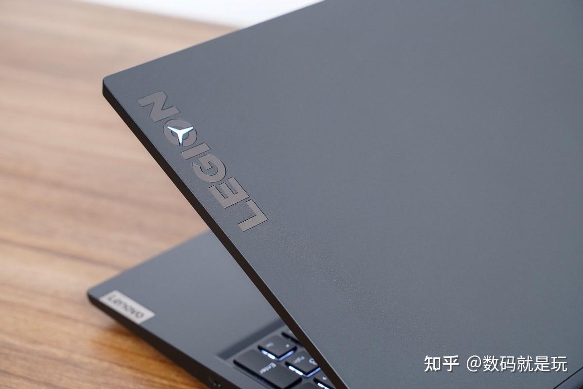 专业电竞游戏本拯救者y7000p2021新评测