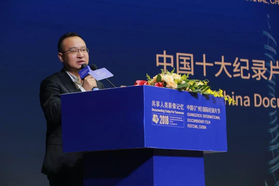 人民日报新媒体中心 副主任  刘晓鹏在新媒体浪潮下,传统媒体举步维艰