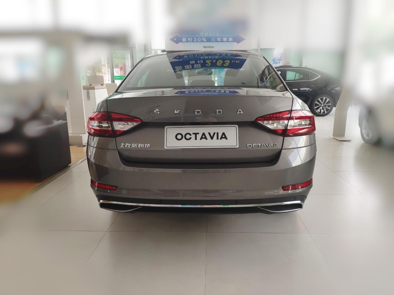 斯柯达明锐能把冰箱塞进后排但只配备两个安全气囊