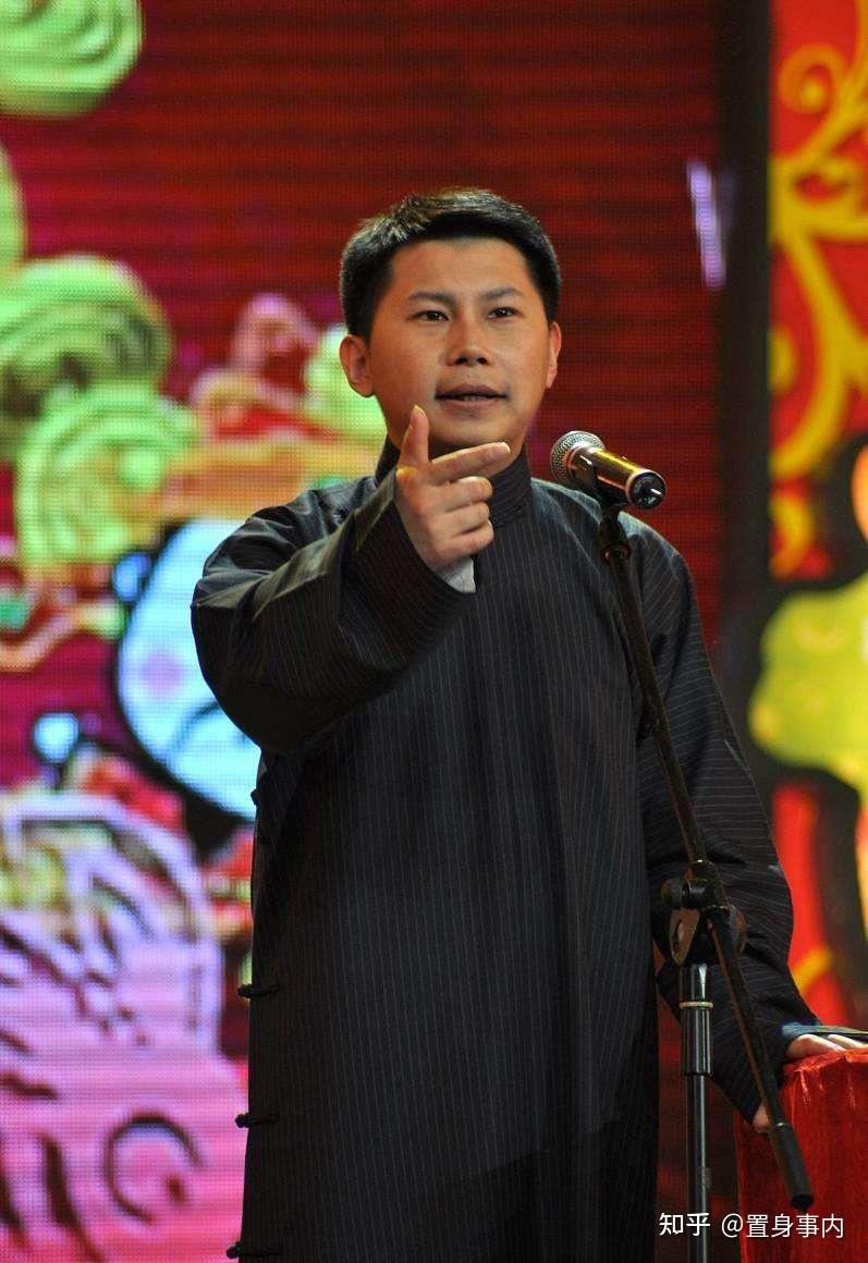 何云伟和李菁相继离开郭德纲后,其实干得不错,他们的"北京星夜相声馆"