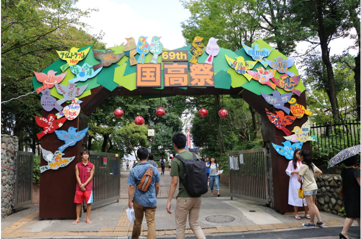这样的青春我愿意再回味十年:探秘现实中的日本高中学园祭