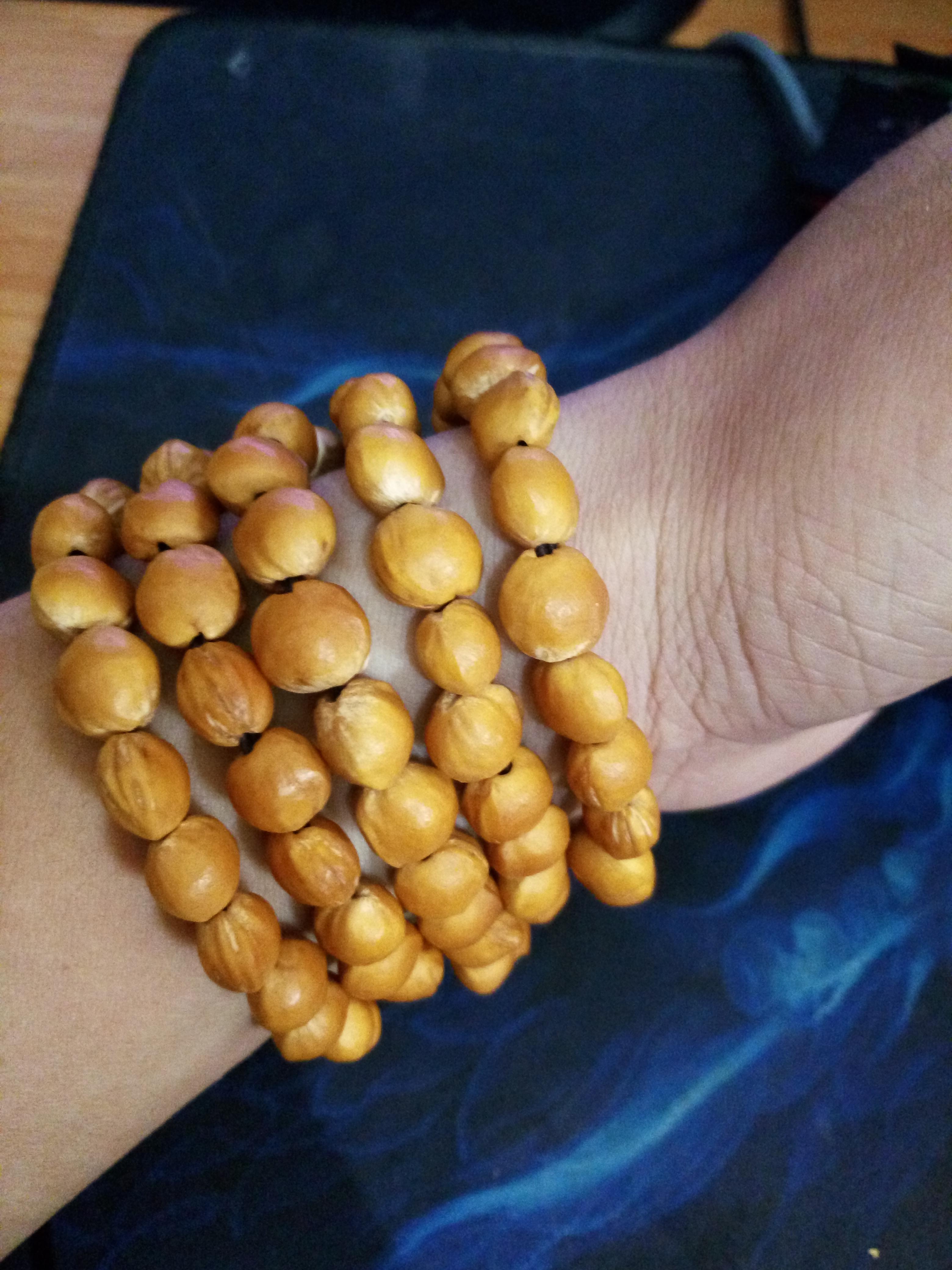 樱桃核手串手工制作