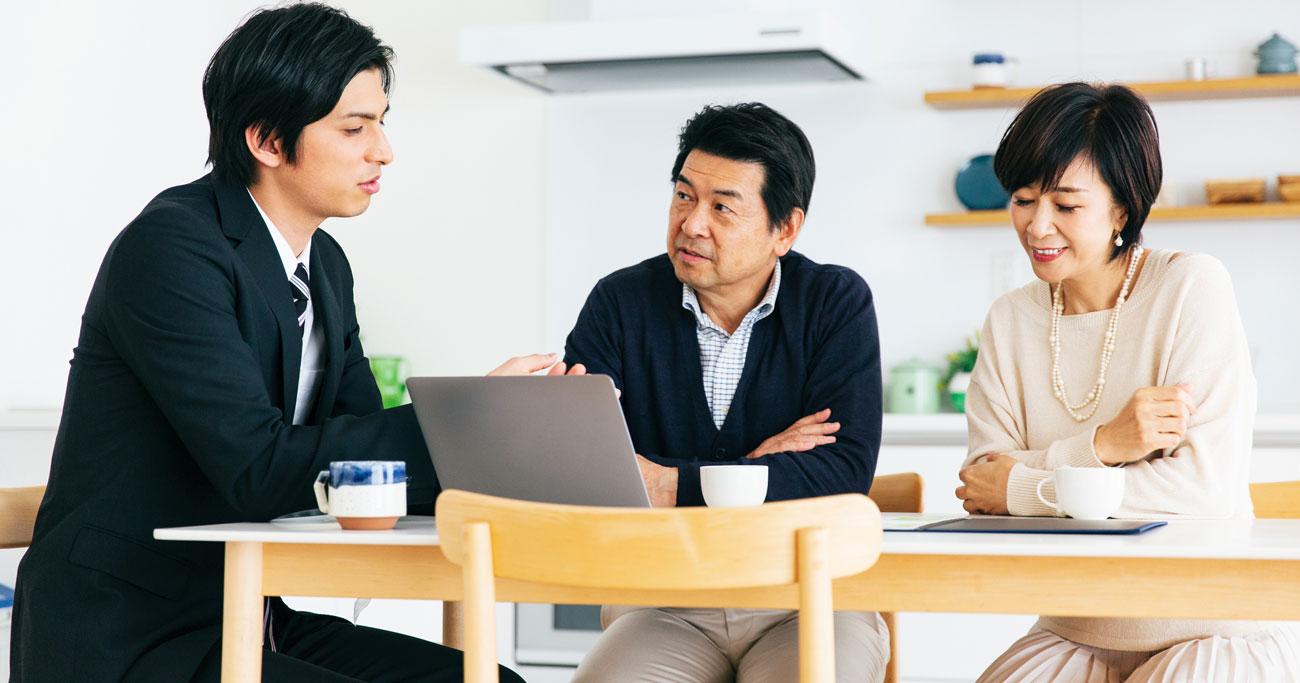 在国内上门推销这种方式几乎已经消失,但目前为止仍是日本常见的一种