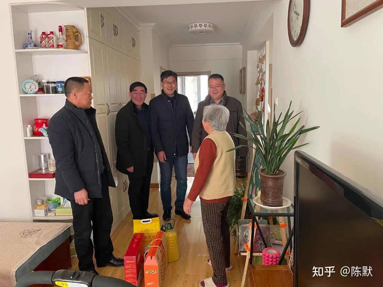 青岛棘洪滩困难户家的茅台,告诉了我们什么?