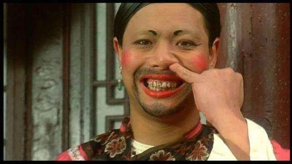 既然琼瑶阿姨三观如此不正,为什么当年琼瑶的作品(剧和书)还如此受追捧呢?