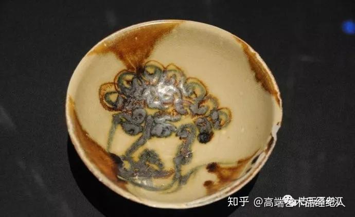 銘品　元代釉裏紅花文碗　中国古玩古美術伝来品 2025年最新Yahoo!オークション -青花 瓶(アンティーク、コレクション