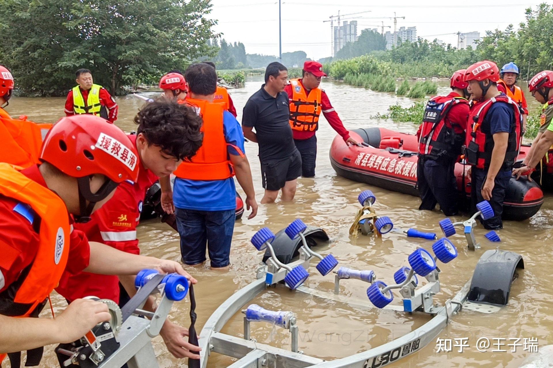 直击河北涿州救援现场：受困民众陆续获救