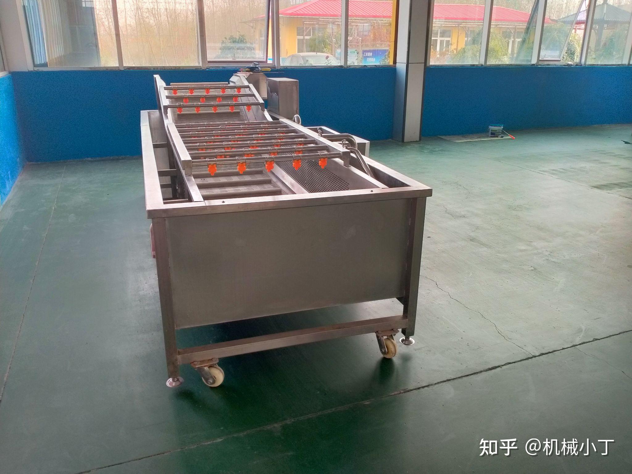 酸菜清洗机酸菜水浴浸泡连续清洗机酸菜浸泡淘洗脱盐设备酸菜周转塑料