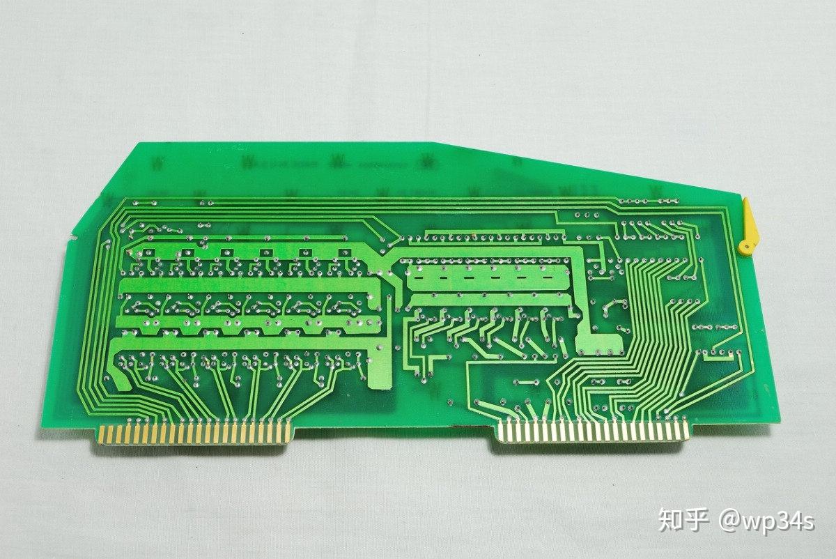 电与磁的极致艺术~1968年的HP9100A晶体管计算器(机)-2