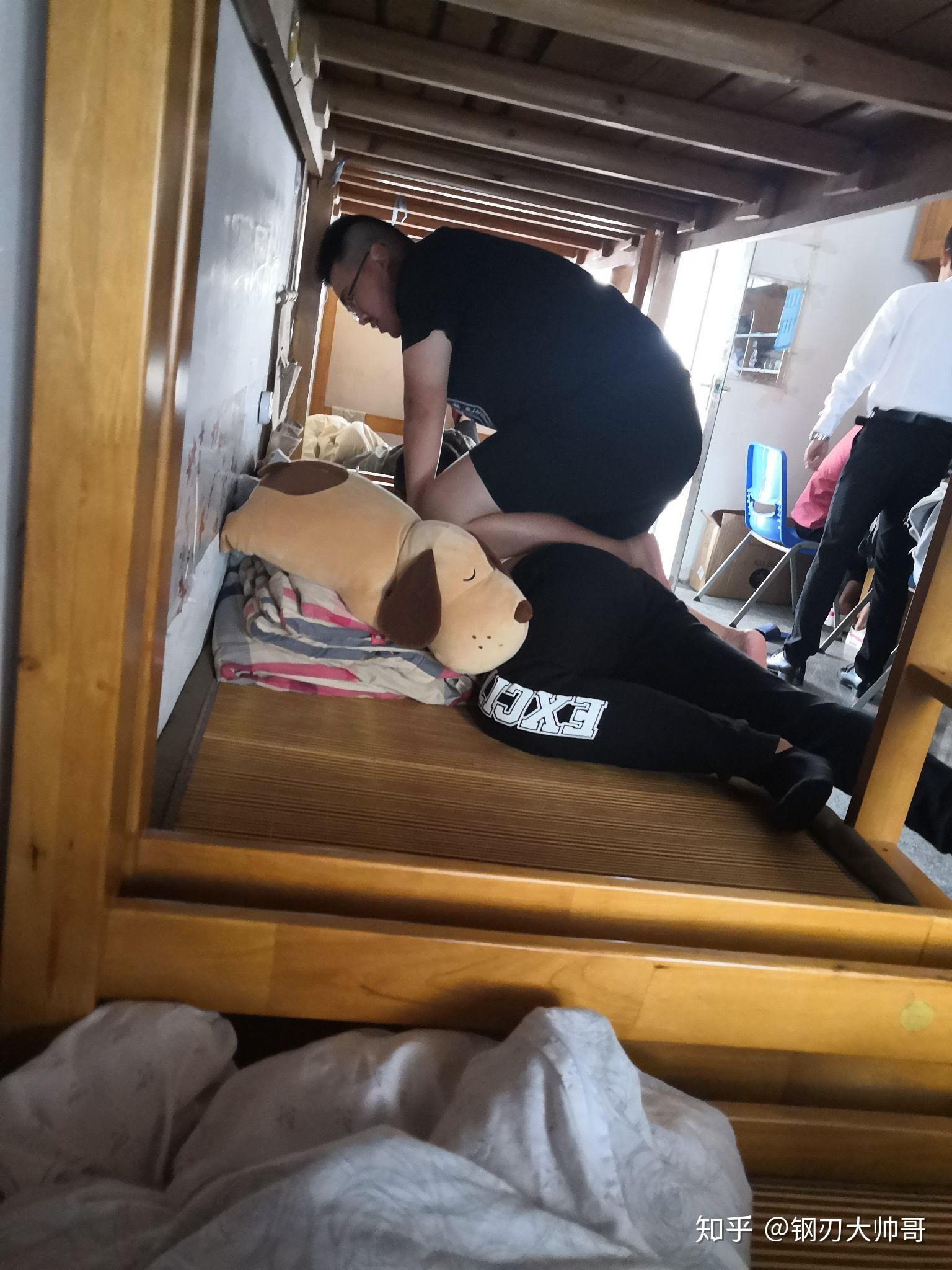 男大学生寝室的关系可以可怕到什么程度?