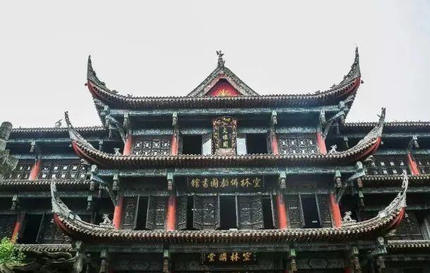 新开寺,文圣庙,武圣庙……灶君庙,准提庵,金马祠,梵音寺,金沙寺就有