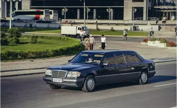 朝鲜购车指南,两万多人民币就能买一辆奔驰?