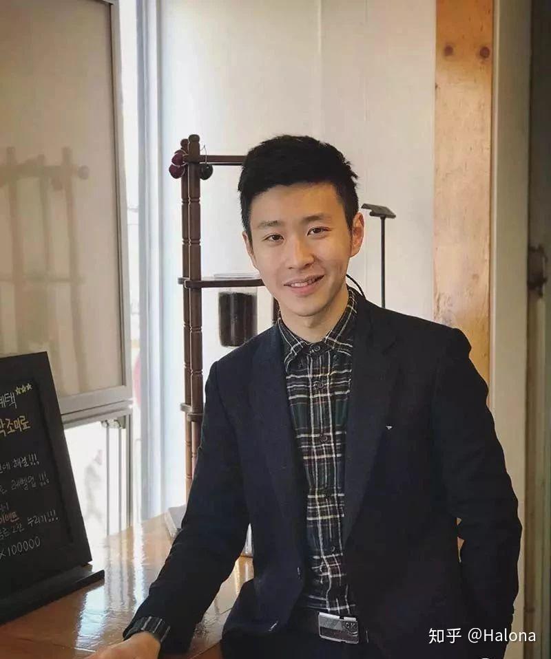 中国诗词大会擂主阅读王名师任自豪若为化得身千亿散上风头望故乡