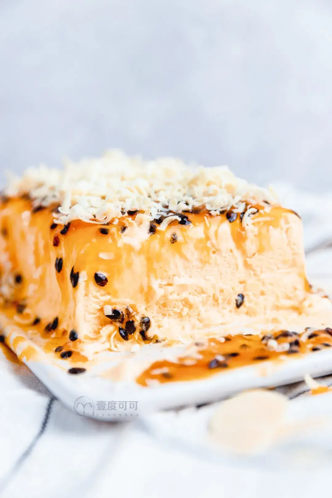 白巧克力百香果半弗雷多甜品制作