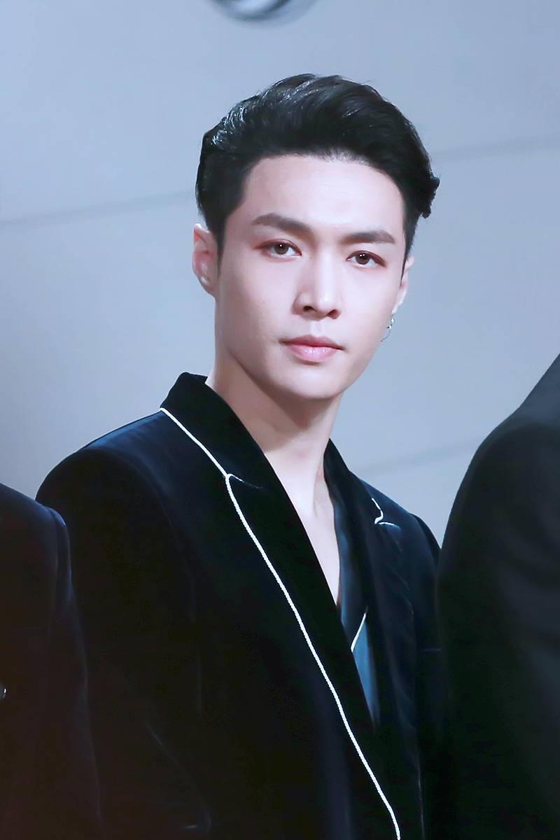 大家都在谈骨相美皮相美的美人,也讨论下皮相