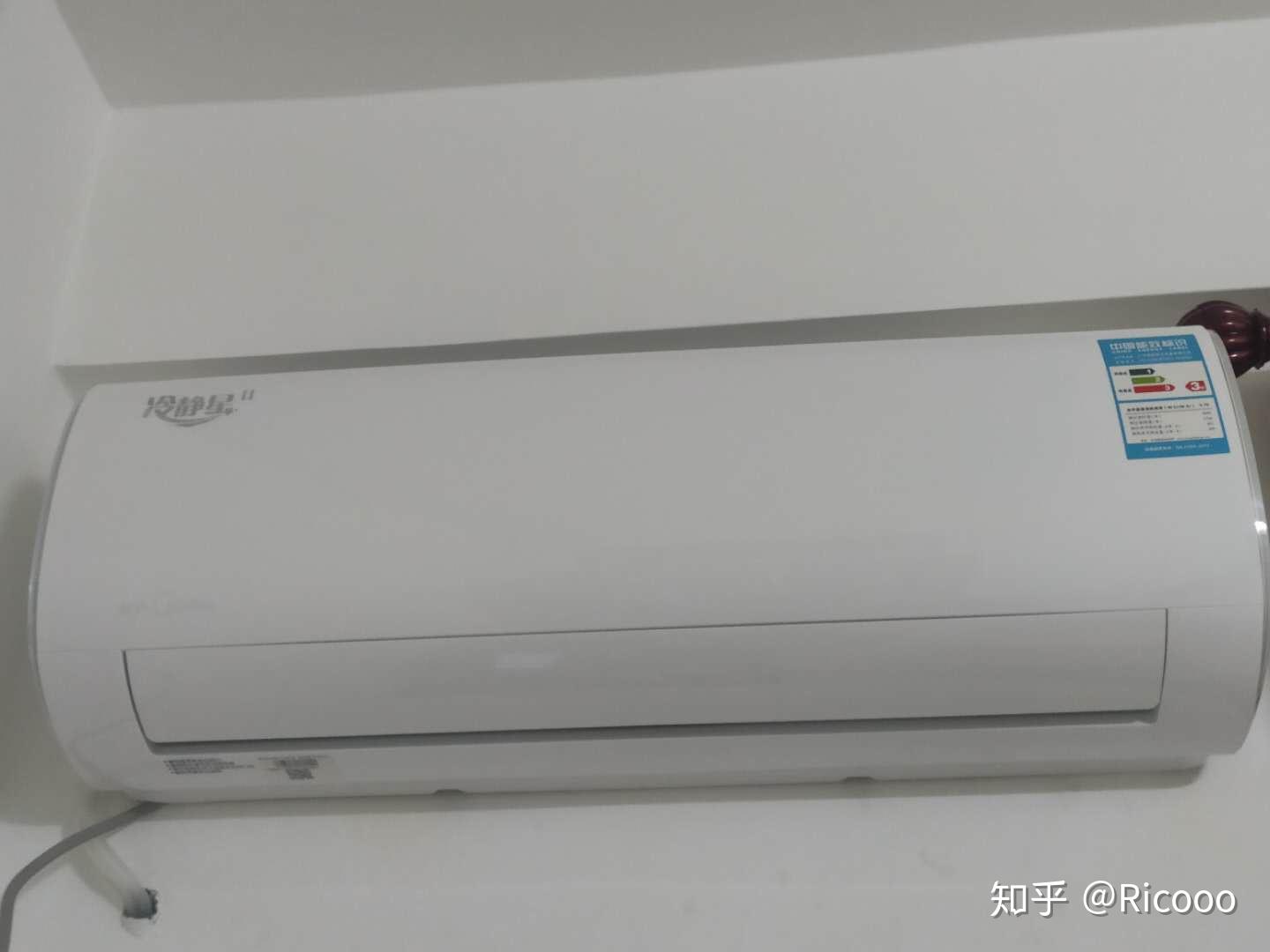 美的冷静星二代面板怎么拆下来?