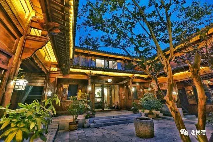 水云居:云之南,山之巅,湖之畔