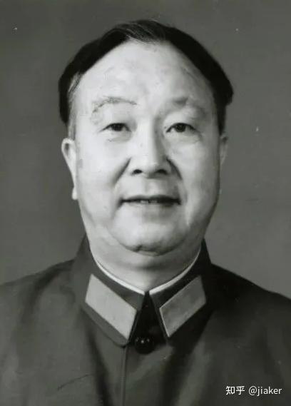 同其他将军一样,肖选进既经历了抗日战争也参加了解放参加,也在抗美