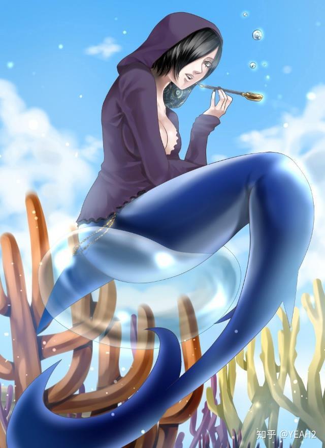 2,夏莉贝尔梅尔是娜美的养母,曾经当过海军,她的性格就像她那两侧剃短