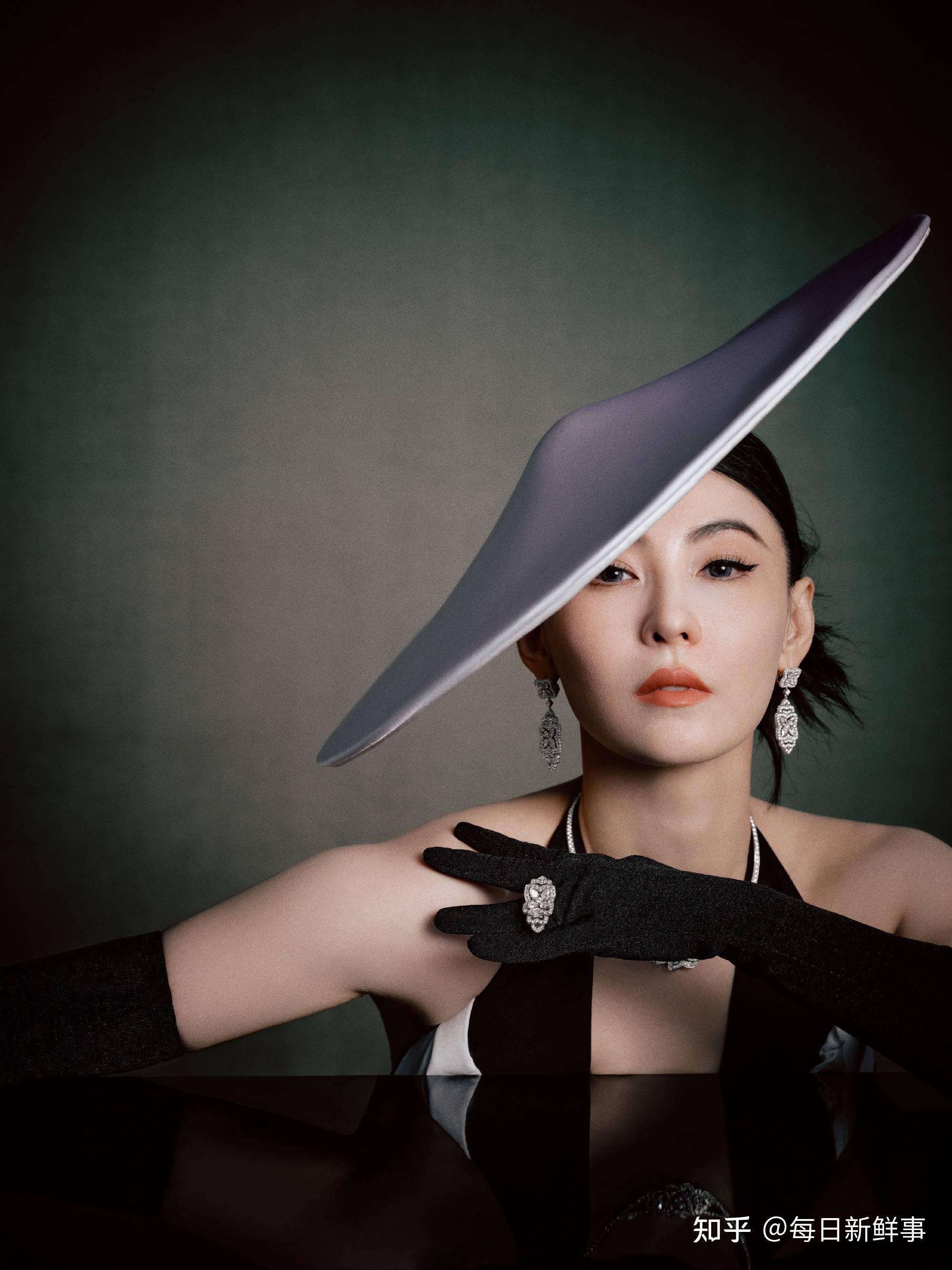 张柏芝参与vogue art拍摄,女性力量优雅绽放