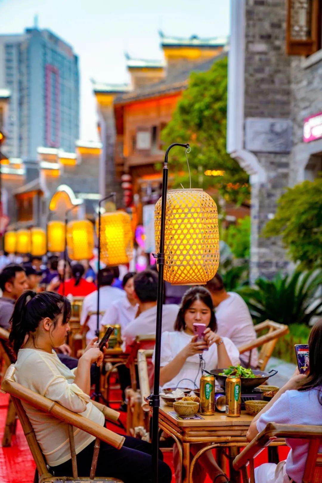 " 乐在中南门·嗨玩铜仁城" 现场第一弹 - 知乎