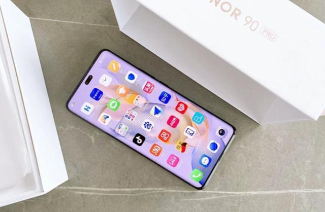 到底怎么了荣耀90pro降至3233元16gb512gb2亿像素