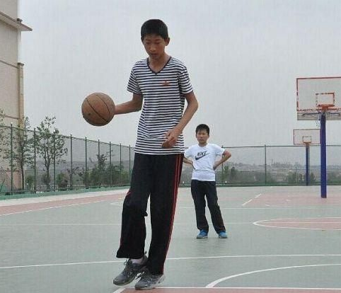 想让孩子成为高个子,家长需要注意这三点,附“1-18岁”身高参照 - 知乎