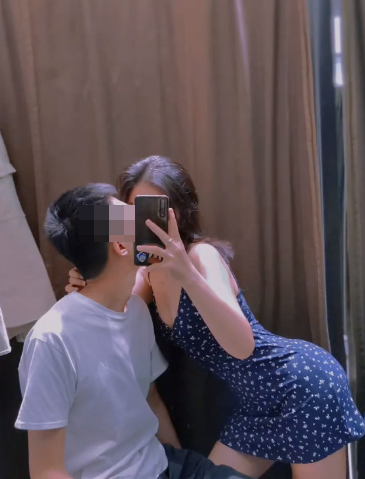 这些女网红,玩得比优衣库女主更羞耻24 这些女网红,玩得比优衣库女主更羞耻24