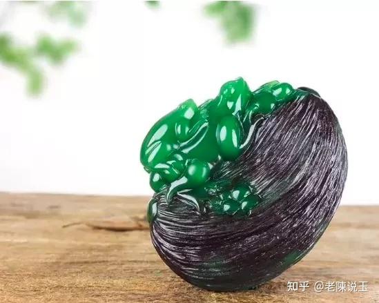 被“捧上天”的和田玉俄罗斯“7号坑碧玉”，“7号坑碧玉”值得收藏吗- 知乎